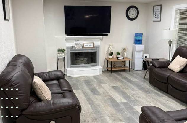 Graceful Living Home Image 6